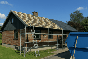 – STOBY TAK hjälper dig att byta tak (takpannor, takfönster, rännor). Kontakta oss för offert i Hässleholm, Kristianstad med omnejd.